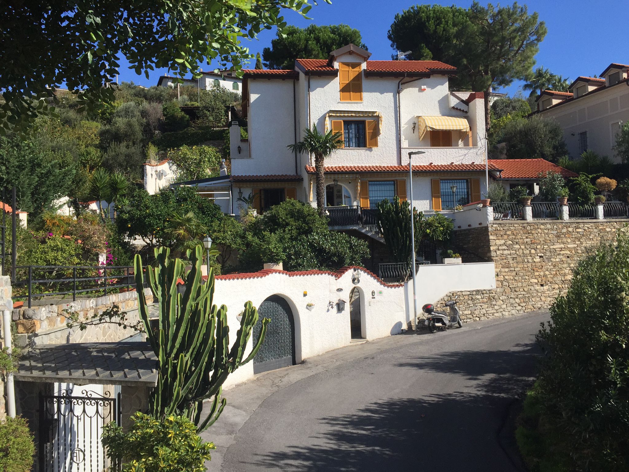 For sale villa by the sea Alassio Liguria